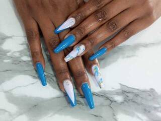 エロティックなビデオチャット Bustybetty1