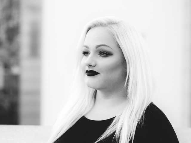 プロフィールの写真 BustyLilly
