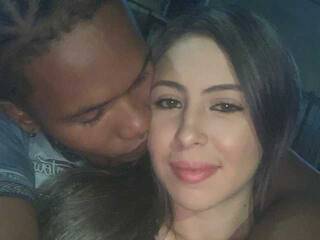 エロティックなビデオチャット CafeYLeche