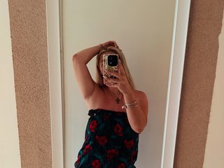 エロティックなビデオチャット CallmeWild7
