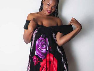 エロティックなビデオチャット Camila-sandoval