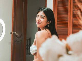 エロティックなビデオチャット Camila18xxx