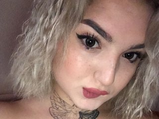 エロティックなビデオチャット CamillaCherry03