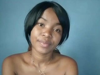 エロティックなビデオチャット Maylis18