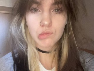 エロティックなビデオチャット CandyJoly