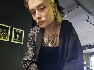 エロティックなビデオチャット CandyLola