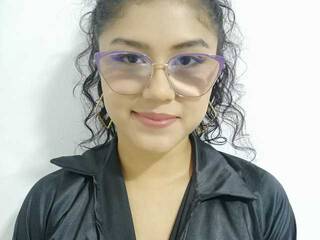 エロティックなビデオチャット CARAMEELL