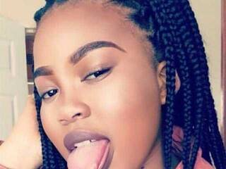 エロティックなビデオチャット Carolina-Cutie