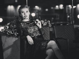 プロフィールの写真 caroline4