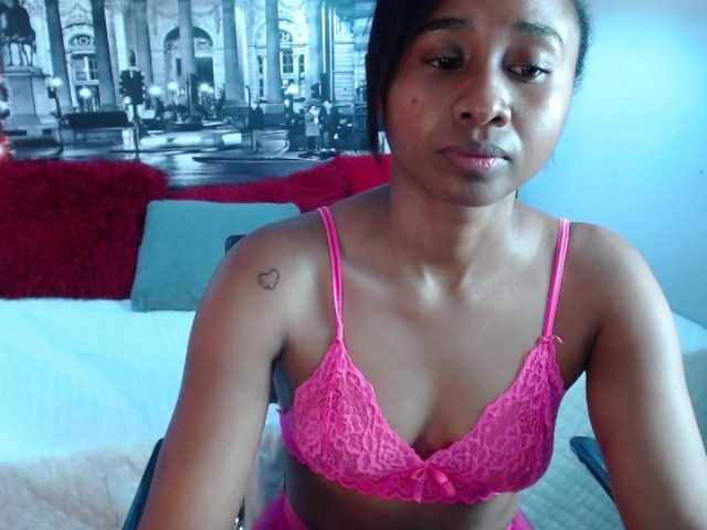 ブロードキャストスクリーンショット CarolinnHub