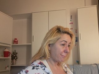 エロティックなビデオチャット carolynesyera