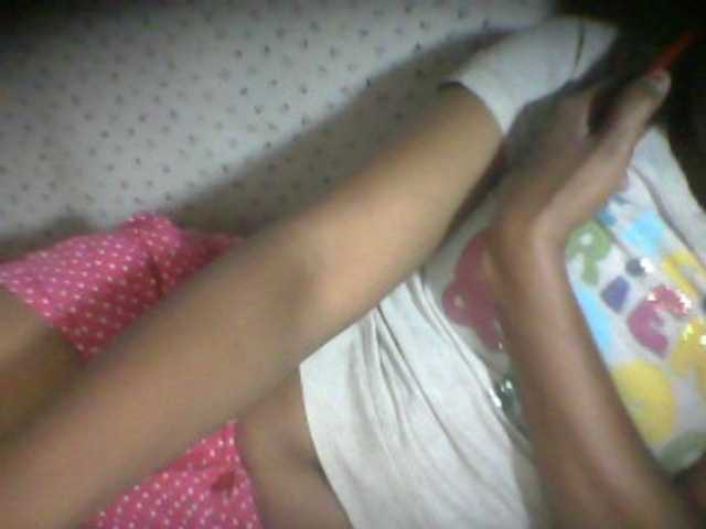 ブロードキャストスクリーンショット CarrieHots