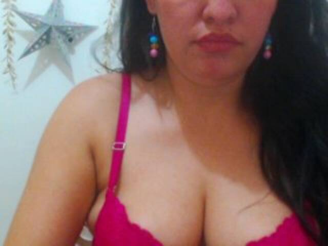 ブロードキャストスクリーンショット casandrasmith