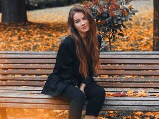 エロティックなビデオチャット CassyLess