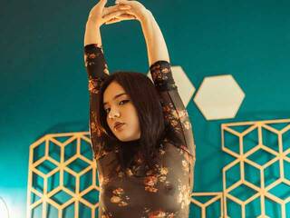 エロティックなビデオチャット CataleyaGrant