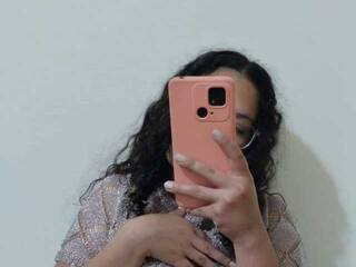 エロティックなビデオチャット Catalinacute8