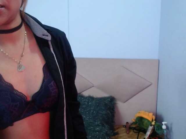 ブロードキャストスクリーンショット CathaLee