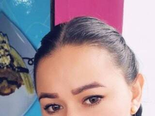 エロティックなビデオチャット celestehot2