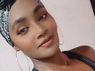 エロティックなビデオチャット zoeceleste