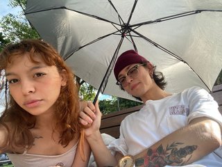 エロティックなビデオチャット Chad-and-mady