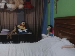 エロティックなビデオチャット Charlizetheron1