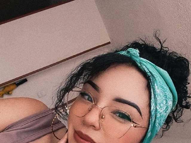 プロフィールの写真 CharllotteEvanss
