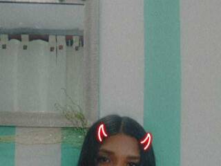 エロティックなビデオチャット charlotte-deeptroat