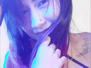 エロティックなビデオチャット charlottefara