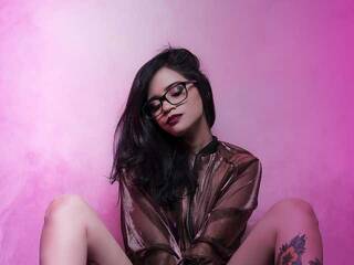 エロティックなビデオチャット cherrydreams