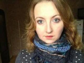 エロティックなビデオチャット cherryy3