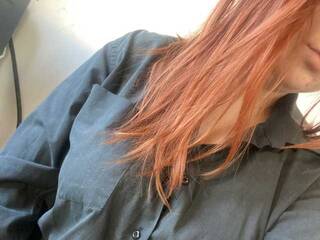 エロティックなビデオチャット ChesnokLili