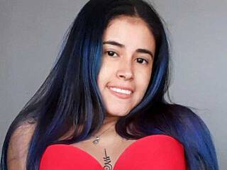 エロティックなビデオチャット ChickyDF