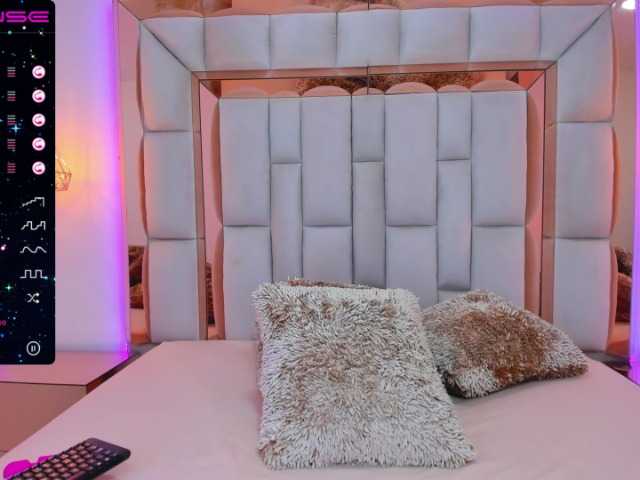 ブロードキャストスクリーンショット Chloe-baker