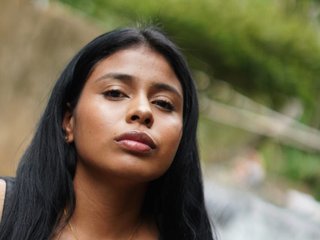 エロティックなビデオチャット Chocolate-gir