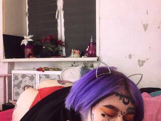 エロティックなビデオチャット Chubby-Eva