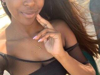 エロティックなビデオチャット CiaraRosee