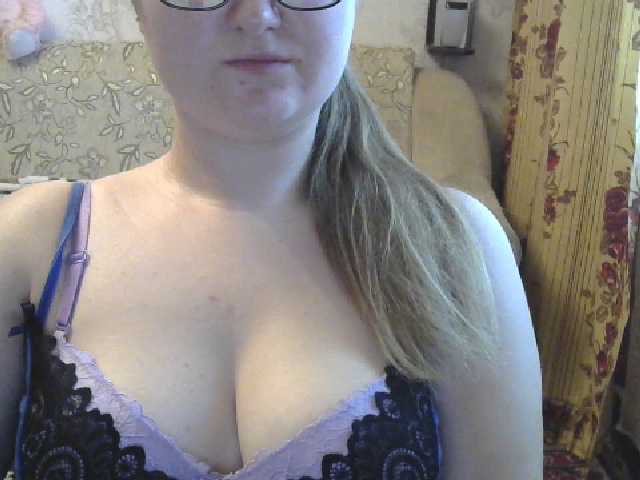 写真 CindyCute Hi, I'm Alina) I like to play with my breasts and ass) Let's play dirty together?)
