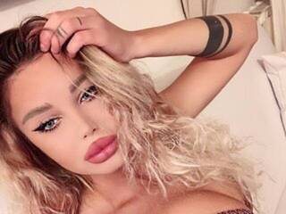 エロティックなビデオチャット clickmee