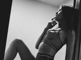 エロティックなビデオチャット comedgarson