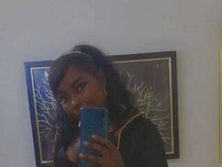 エロティックなビデオチャット conejitasweet