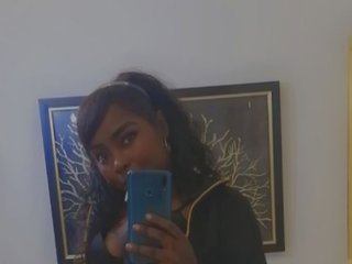 エロティックなビデオチャット conejitasweet