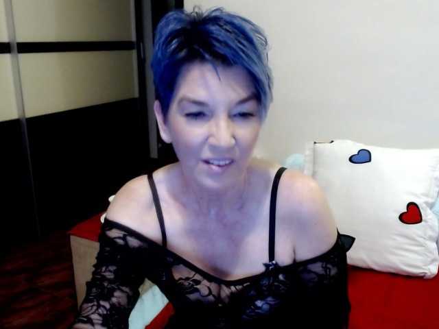 写真 cornycamelia Welcome guys to my room ,Hoot Cougar play with me and lest cum toghter