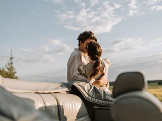 エロティックなビデオチャット couple-tats