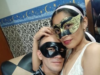 エロティックなビデオチャット couplehot27
