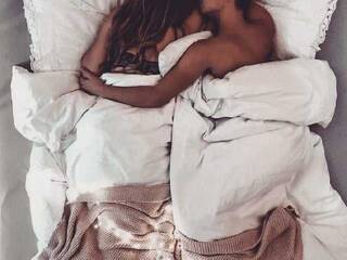 エロティックなビデオチャット couplehotlove
