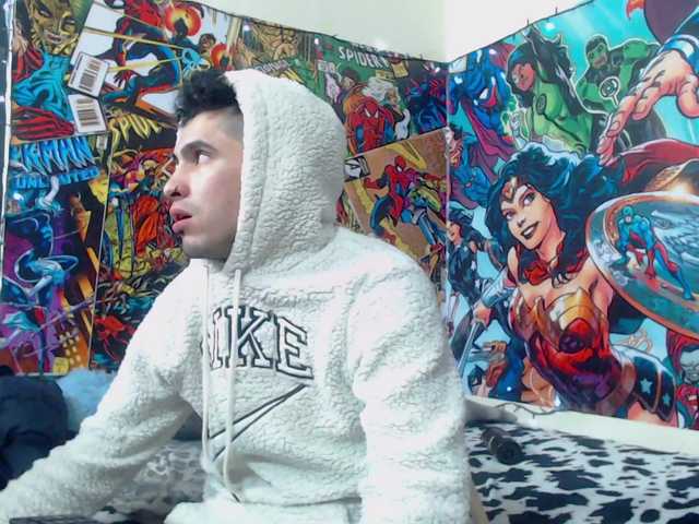 ブロードキャストスクリーンショット CoupleLatinjs