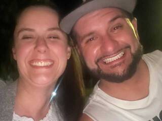 エロティックなビデオチャット CoupleofNymphs8890