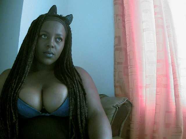 ブロードキャストスクリーンショット Courney