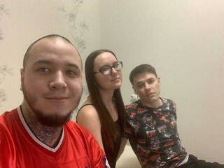 エロティックなビデオチャット CrazyBonkers