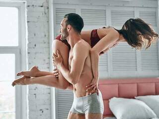 エロティックなビデオチャット CrazyIdea